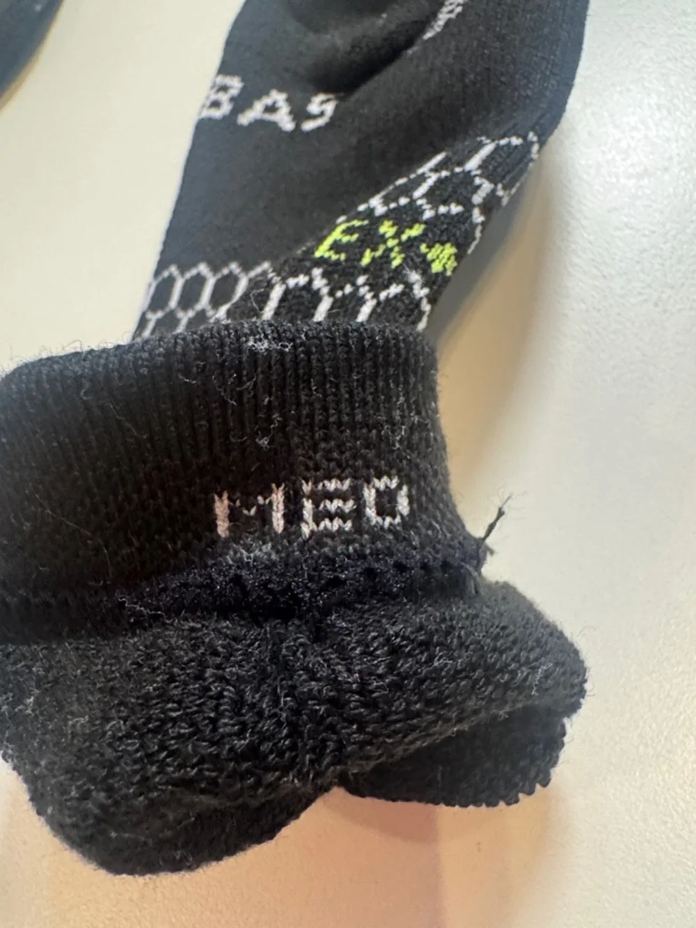 Bombas NWT Hex-Tec 3PR Unisex SZ: Medium Color:Black